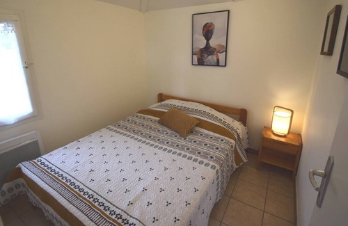 Le Mas-dAgenais Ski Chalet | Mésange - Village de 10 gîtes, style chalets en pin