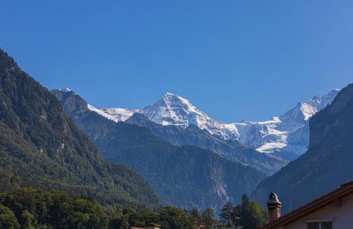 Wilderswil Apartment | Mönch Apartment - Aare Jungfrau AG