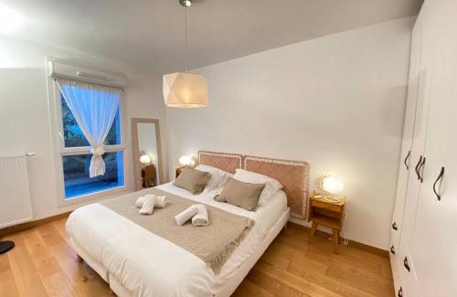 Annecy-le-Vieux Apartment | Maïs Cottage, terrasse ensoleillée avec vue !