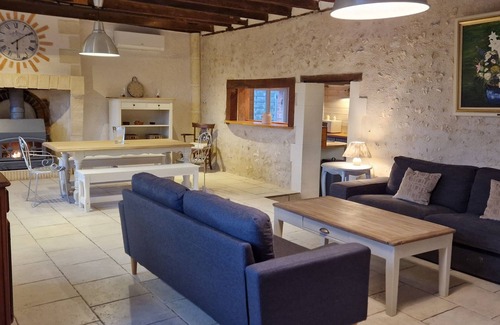Notre-Dame-d'Oe House | Ma Demoiselle d'Oé, beautiful farmhouse on the outskirts of Tours.