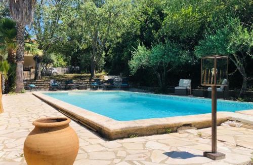 Saint-Vincent-de-Barbeyrargues House | Magnifique Villa typique du Sud avec Piscine privée et jardin méditerranéen