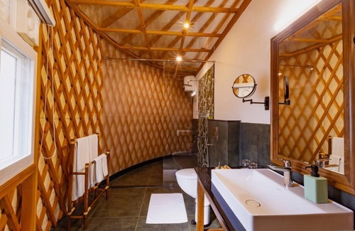 Srimangla Cabin | Machaan Wilderness Lodge Nagarahole