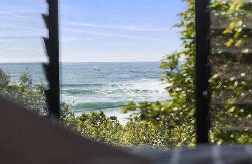 Macmasters Beach House | Macmasters Coastal Retreat - The ultimate beach house with heated lap pool