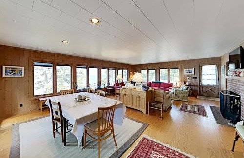 West Southport House | Maddock Cove Cabin