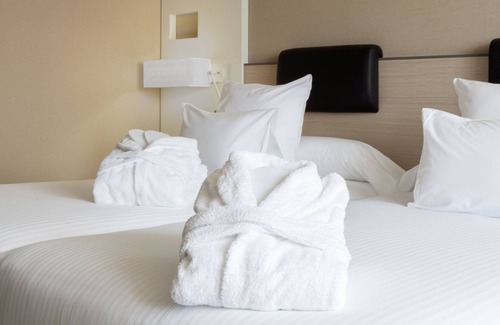 Rejas Hotel | Madrid Marriott Auditorium Hotel & Conference Center