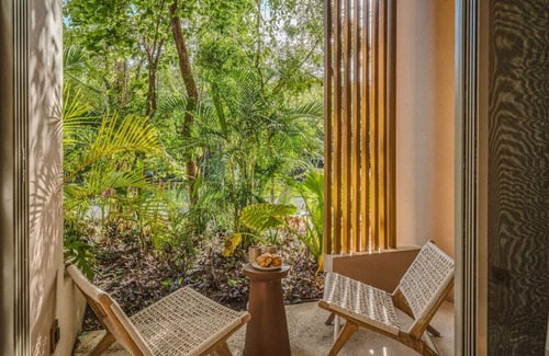 Playa Paraiso Condo | Magic Loft w Yoga Classes | Pool | Gym | Fast WiFi