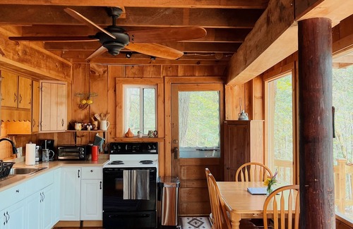 Hillsdale Cabin | magical cabin in the woods