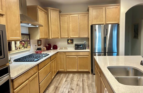 Anthem at Merrill Ranch House | Magical Desert Setting - Vacation, Corporate, Short-Term, Available until 12/31