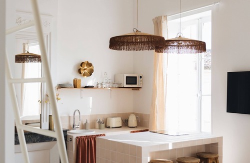 Saint-Seurin-de-Cadourne Apartment | Magnificent Suite Apartment with swimming pool N°4