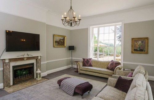 Tawstock House | Magnificant 9 Bedroom Georgian House, indoor pool, cinema room, Sleeps 18-22