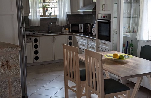 Kardamyli Villa | Magnificent, Authentic Private Villa and the Guest house