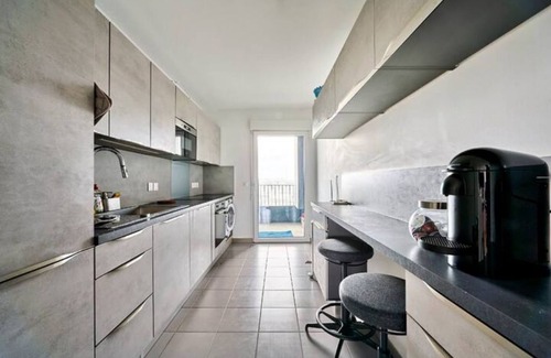 Universite House | Magnificent F3 less than 15 min from La Défense