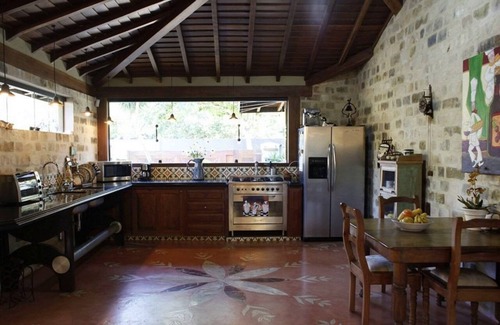 Village da Ferradura House | Magnificent house in the beach sand of Horseshoe, with 5 suites and beautiful pool.