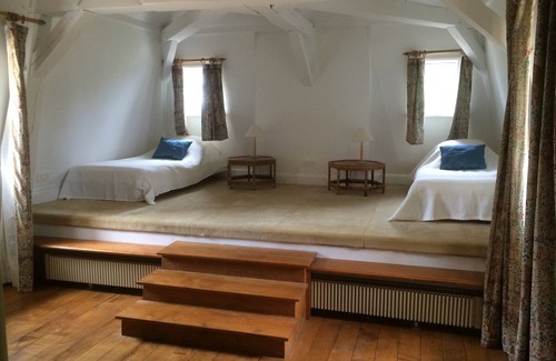 Mailly House | Magnificent presbytery of the 17th century, charming residence.