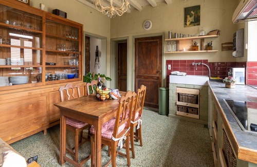 Velm House | Magnificent square farm in the beautiful blossom region