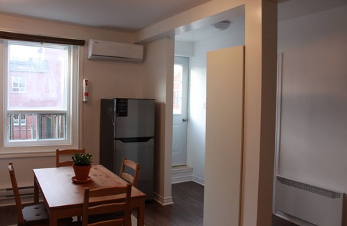 Sainte-Marie Apartment | Magnifique Apart 2 bedroom in Montreal