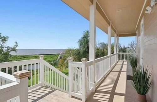 Lafitte Bed & Breakfast | Magnolia Cottage R3