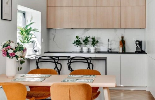 Zwierzyniec Apartment | Magnolia garden apartment - four-legged friends also welcome