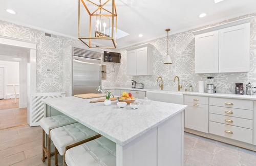 Barracks Rugby House | Magnolia Hill | 4 Bed, 3.5 Bath
