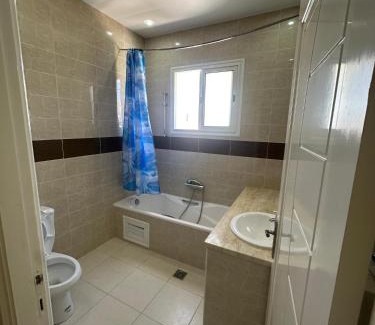 Hiboun Villa | Mahdia Golden Sands Stay - Beachside Luxury avec Wifi