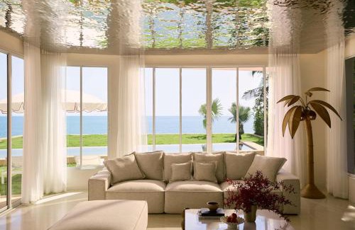 Puk Tian Villa | Mahi-Mahi Beachfront Villa by Yudee Assets