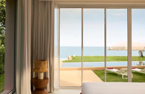 Puk Tian Villa | Mahi-Mahi Beachfront Villa by Yudee Assets