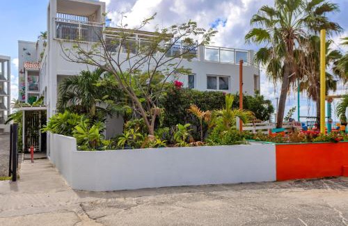 Maho Apartment | Maho Beach House Studio with Oceanview, 4th Floor