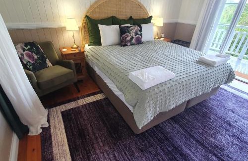 Mount Glorious Cabin | Maiala Park Lodge