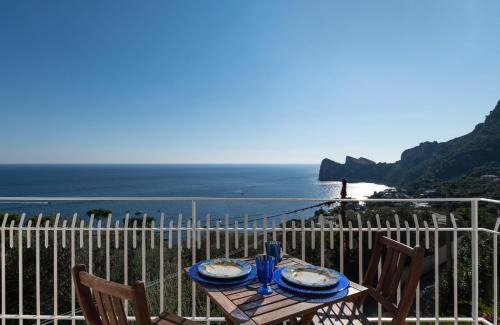 Sirenuse House | MAIN Roof Terrace Apartment