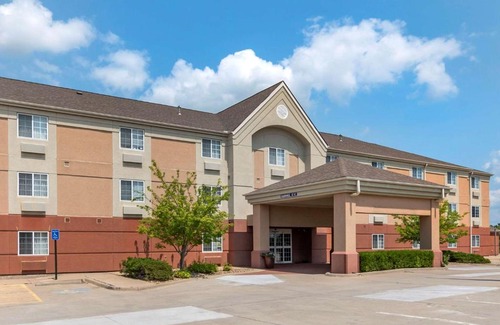 Emporia Hotel | MainStay Suites Emporia
