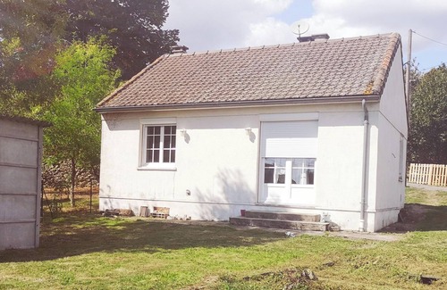 Saint-Sulpice-le-Gueretois House | Maisonnette Agréable Pour 4 Pers, au Calme