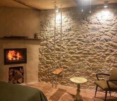 Sauveterre-la-Lemance House | Maison as Cambous
