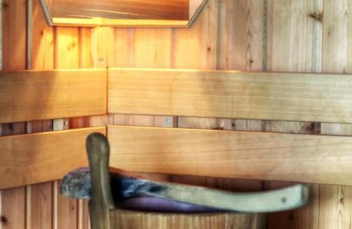 Saint-Forgeux-Lespinasse House | Maison authentique avec piscine chauffée, spa, sauna et cabane au cœur des pâturages - FR-1-496-7