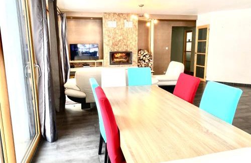 Saint-Pierre Apartment | Maison chaleureuse au cœur du massif Jurassien