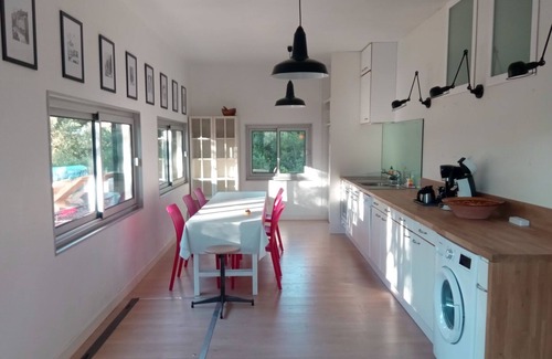 Carpentras House | Maison/Climatisation/piscine/local Vélos Motos/parcelle Ombragée et Clôturée
