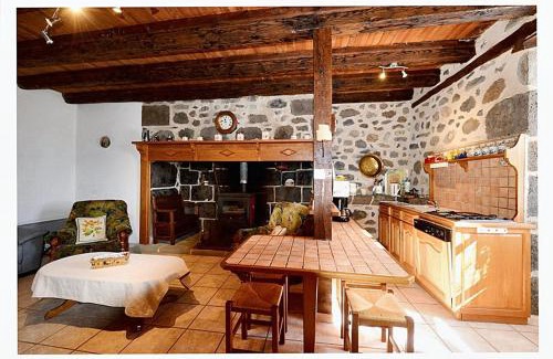 Le Fau House | Maison confortable avec vue sur la montagne à Le Fau