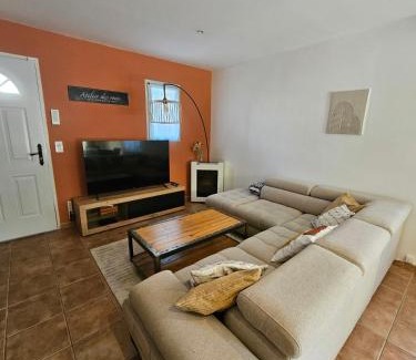 Entraigues-sur-la-Sorgue Villa | Maison des Fenaisons