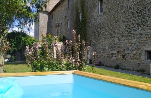 Mortemart House | Maison d'Hôtes de l'Ancien Couvent des Carmes