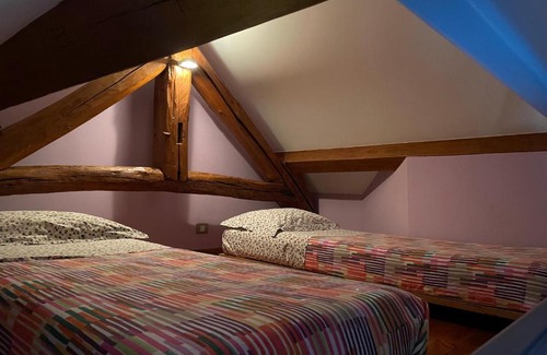 Breuillet House | Maison d'hôtes LES RAINETTES