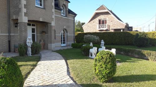 Rouvroy House | Maison d hôtes Salvatrice
