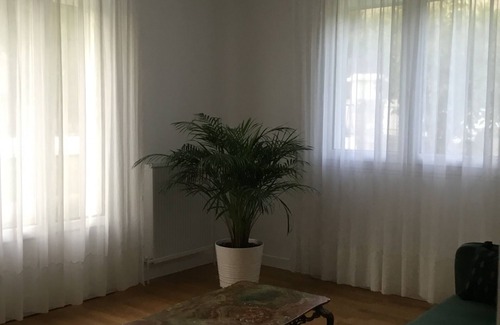 Saint-Leu-la-Foret House | Maison Dans un Endroit Calme