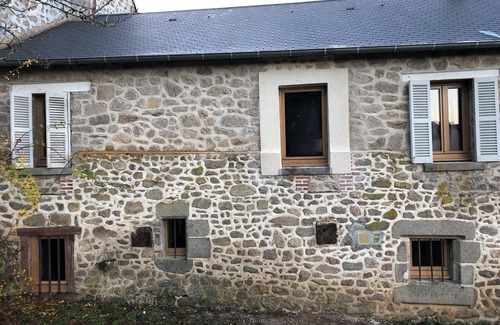 Gueret House | Maison de campagne à la ville