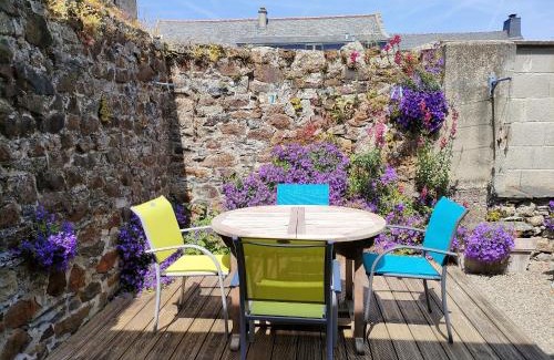 Le Vivier-sur-Mer House | Maison de charme au Vivier-sur-Mer avec terrasse privée