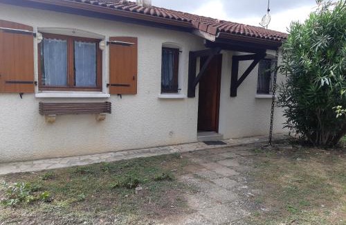 Saintes House | Maison de famille avec Jardin