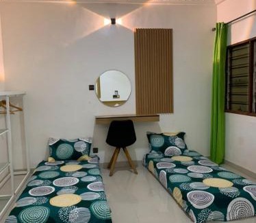 Porto-Novo Villa | Maison de trois appartements