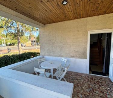 Neuvy-sur-Loire House | Maison de village 4 chambres