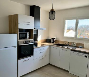 Lamothe-Capdeville Apartment | Maison du Cos, neuve avec 3 chambres et un garage