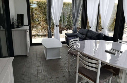 Lespignan House | Maison du soleil, horizon bleu residence near Valras Plage