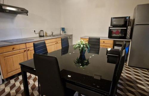 Sabres House | Maison familiale 7 chambres, 3 salles de bain