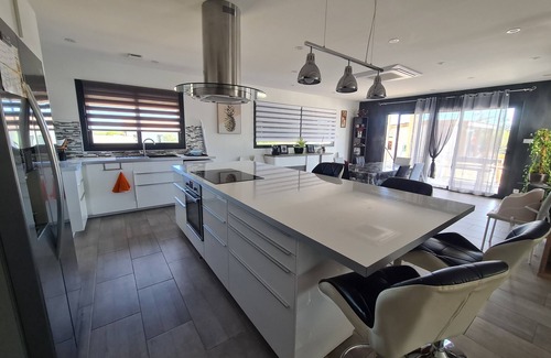 Cieurac Villa | Maison Familiale au Cœur du Village de Cieurac, Pays de la Truffe